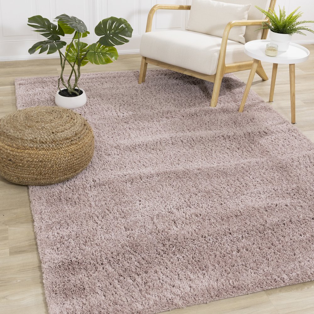 Palmer Soft Pink Shag Rug, 7'10" x 10'6". Picture 2