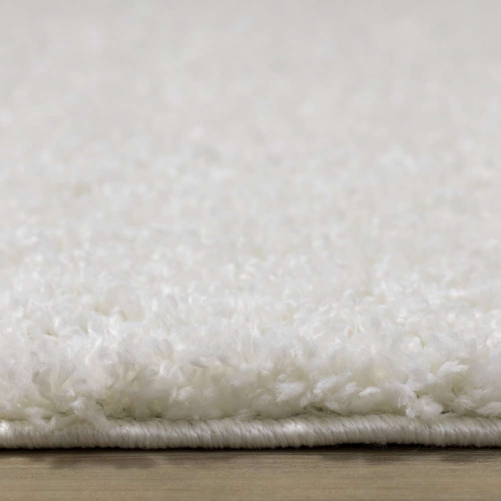 Palmer Soft White Neutral Shag Rug, 7'10" x 10'6". Picture 5