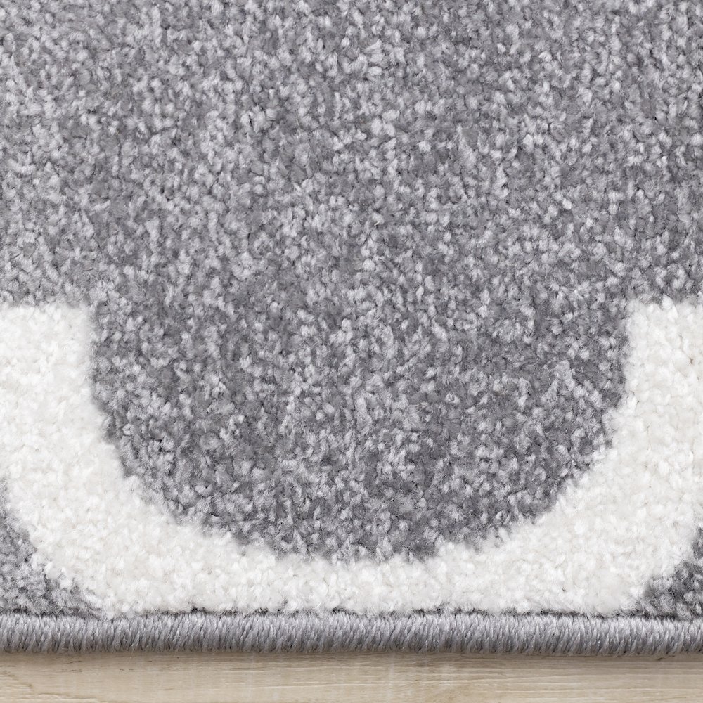 Claremont Grey White Ogee Area Rug, 5' x 8', 5'3" x 7'7". Picture 10