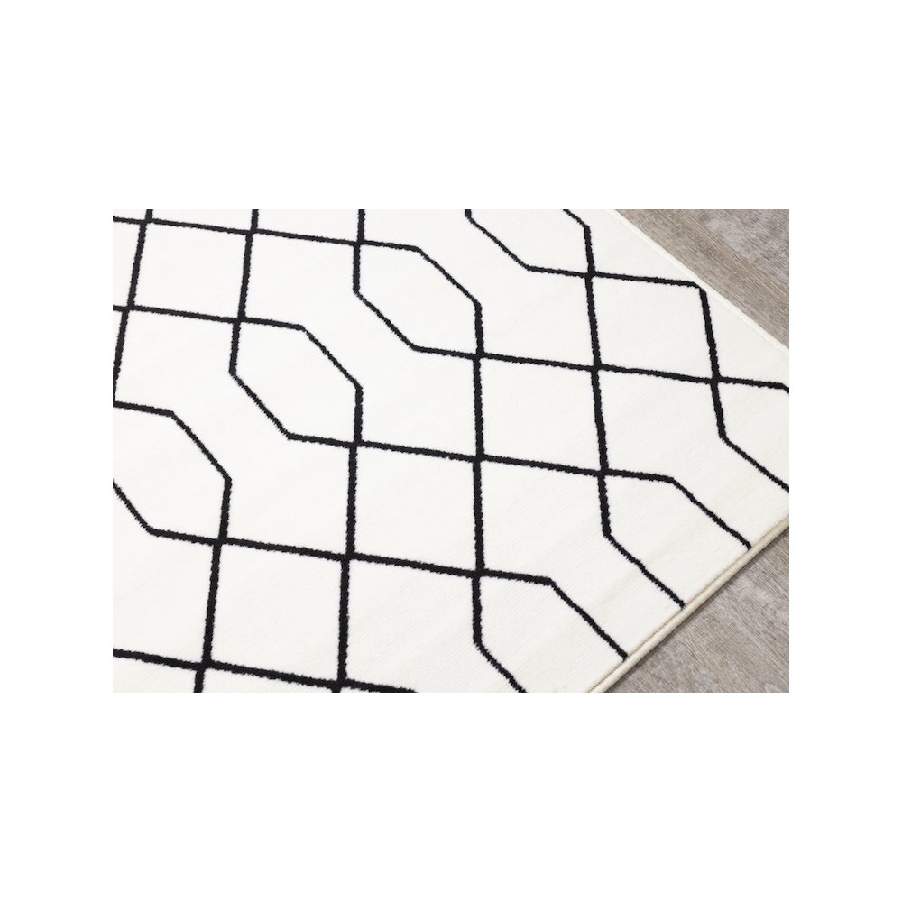 Functional Style Geometric Cream Black Rug, 4'7" x 6'7". Picture 4