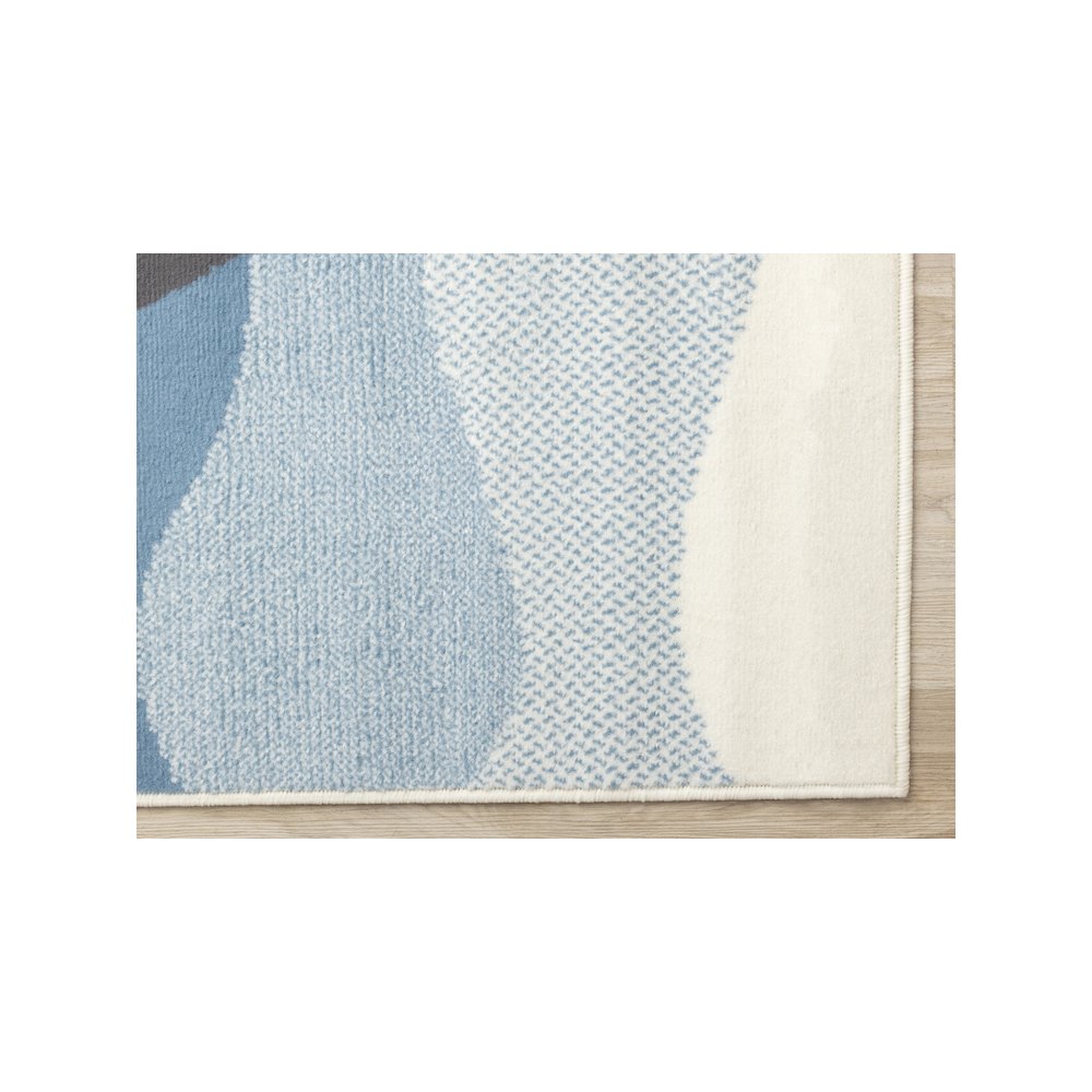 Functional Kids Baby Penguin Area Rug, 3'11" x 5'7". Picture 6