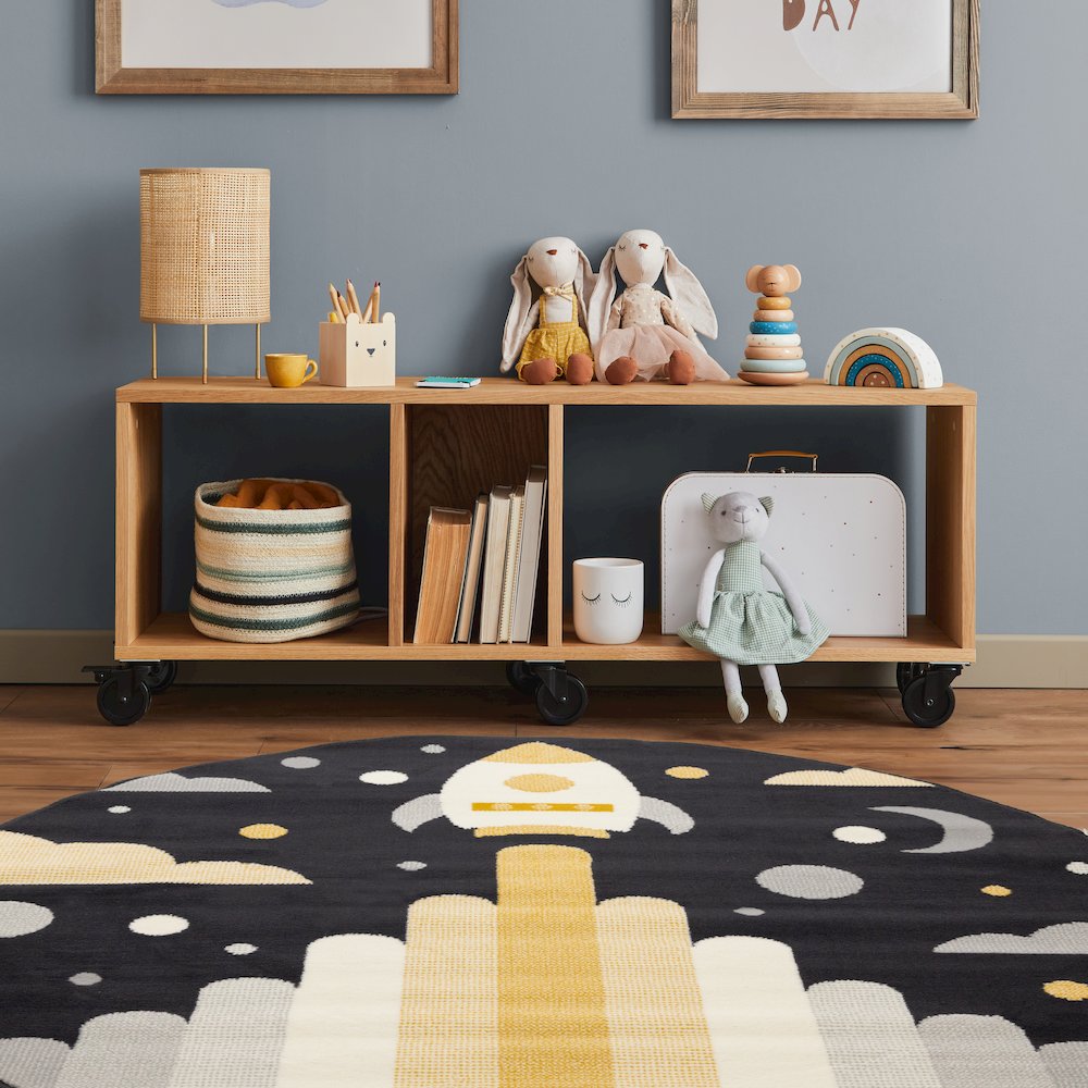 Kids Black White Yellow Rocketship Rug, 5'3" x 5'3" Round, 5'3" x 5'3". Picture 3