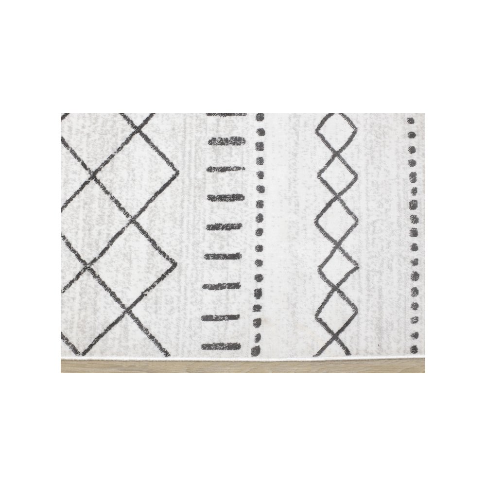 Soft 5x7 Washable Rug, Modern Carpet for Bedroom or Living Room Accent. Picture 9