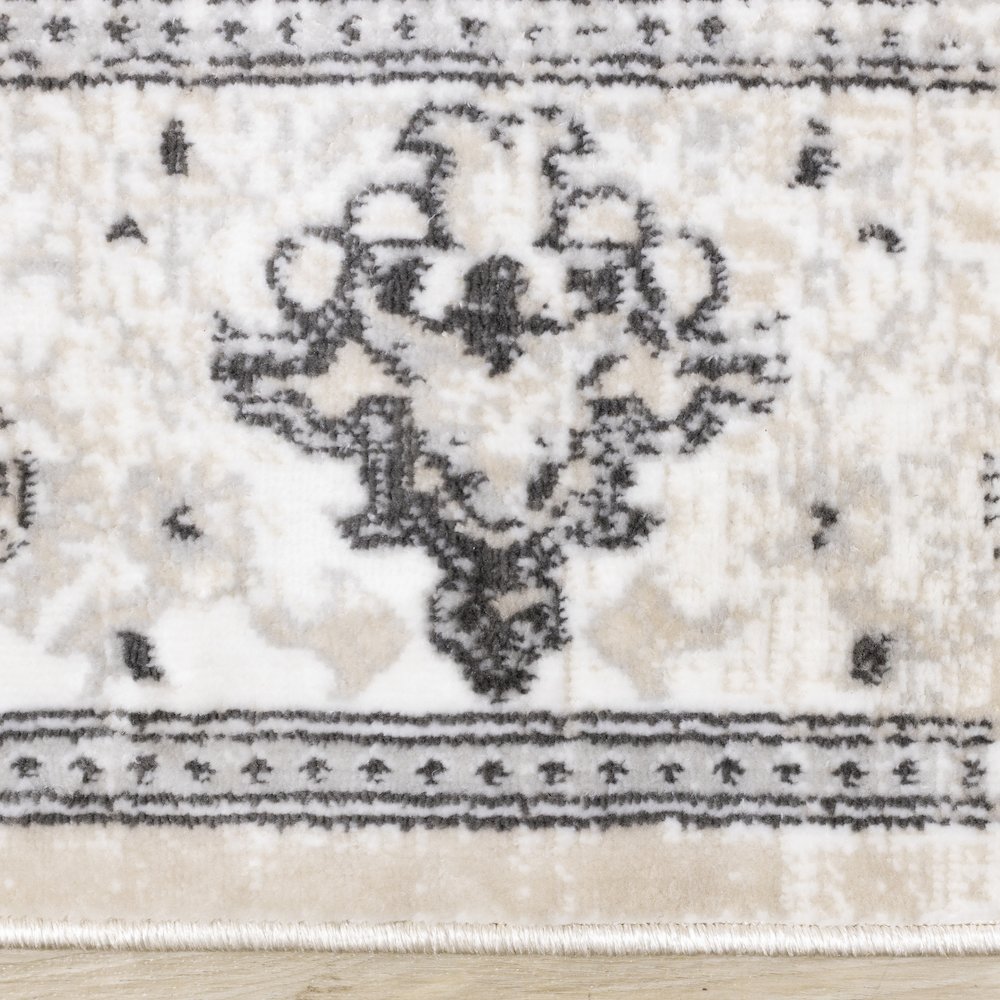 Traditional 5x7 Washable Rug, Classic Carpet for Bedroom or Living Room. Picture 10