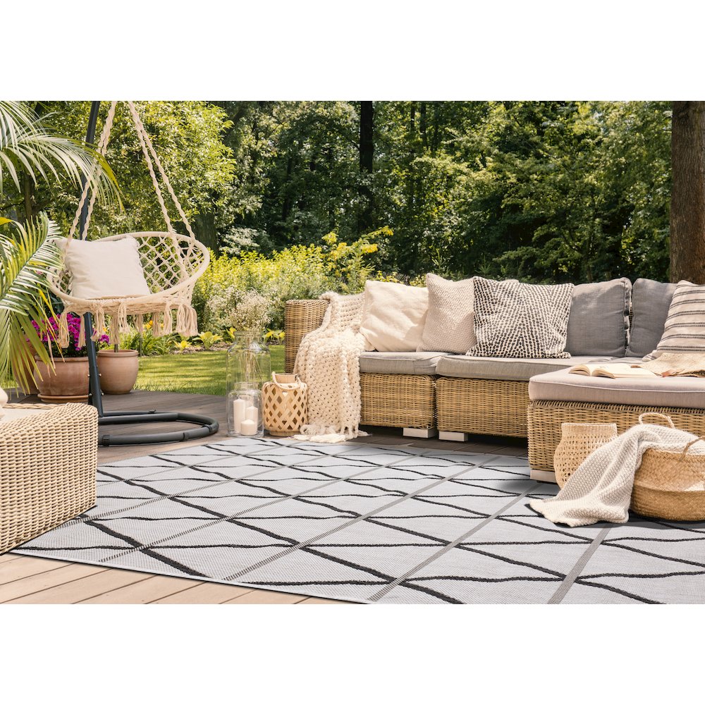 Jewel Grey Black Geometric Indoor/Outdoor Area Rug, 3'11" x 5'7". Picture 3