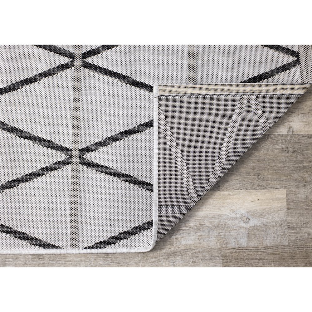 Jewel Grey Black Geometric Indoor/Outdoor Area Rug, 3'11" x 5'7". Picture 7