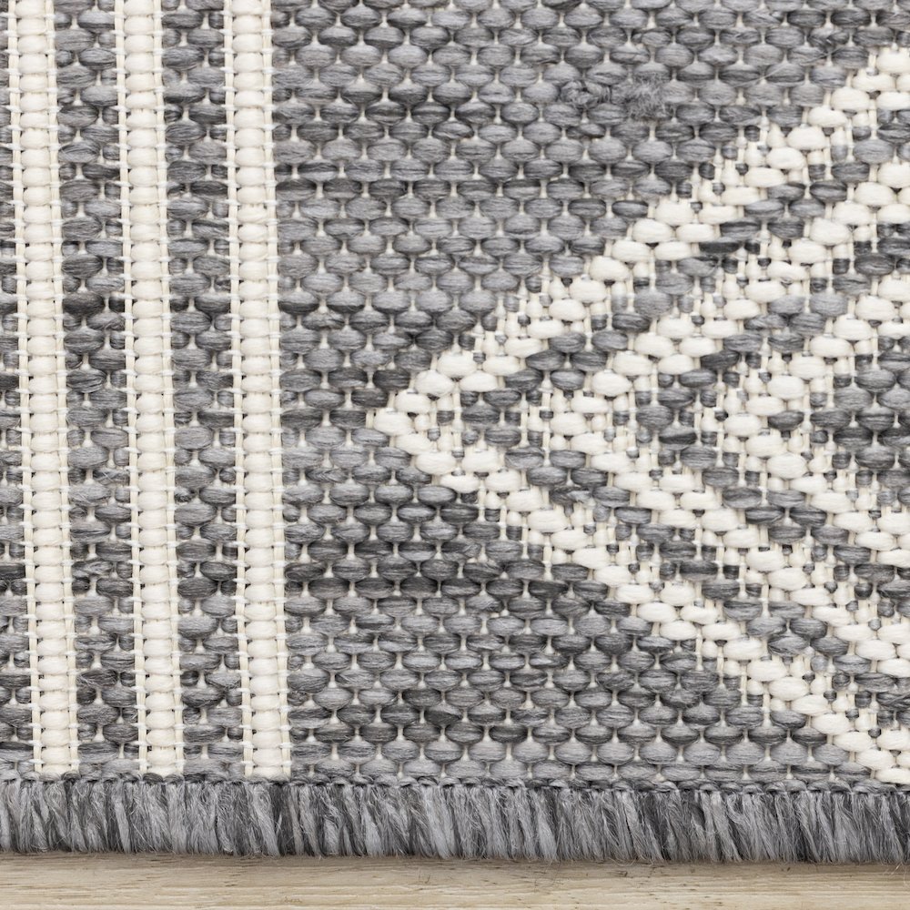 Jewel Grey White Southwest Indoor/Outdoor Area Rug, 5'3" x 7'7". Picture 10