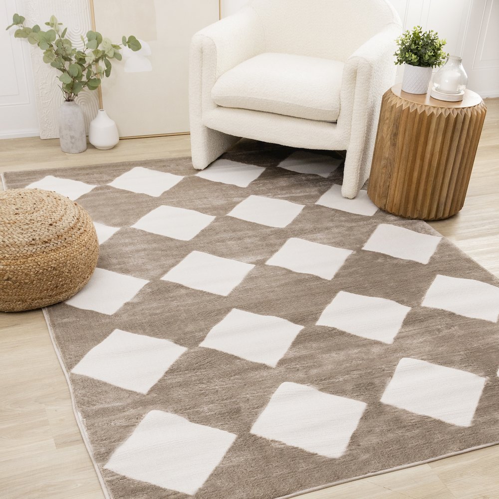Logan Brown Cream Diamond Checkered Rug, 5'3" X 7'7". Picture 2