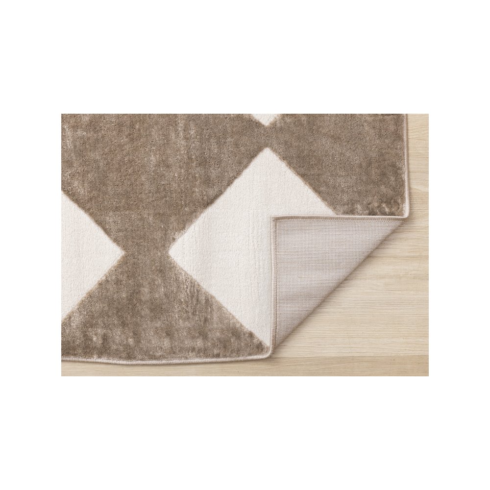 Logan Brown Cream Diamond Checkered Rug, 5'3" X 7'7". Picture 7