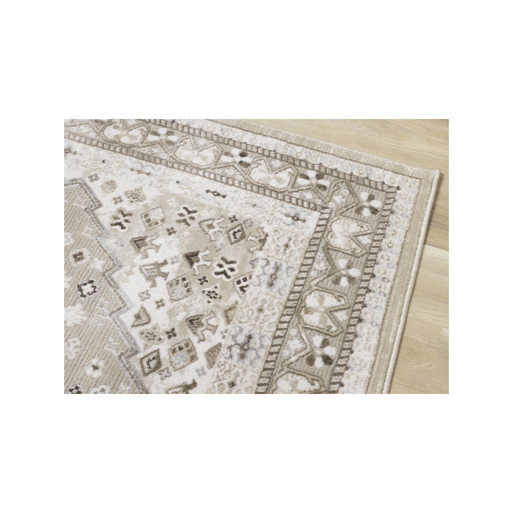 Layla Elegant Traditional Beige Area Rug, 5'3" x 7'7". Picture 4