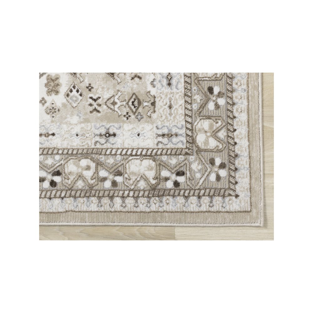 Layla Elegant Traditional Beige Area Rug, 5'3" x 7'7". Picture 6