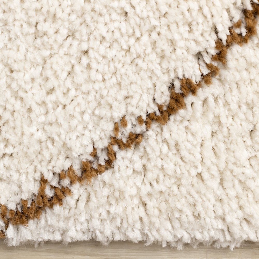 Madison Cream Brown Soft Arches Shag Rug, 5'3" x 7'7". Picture 10