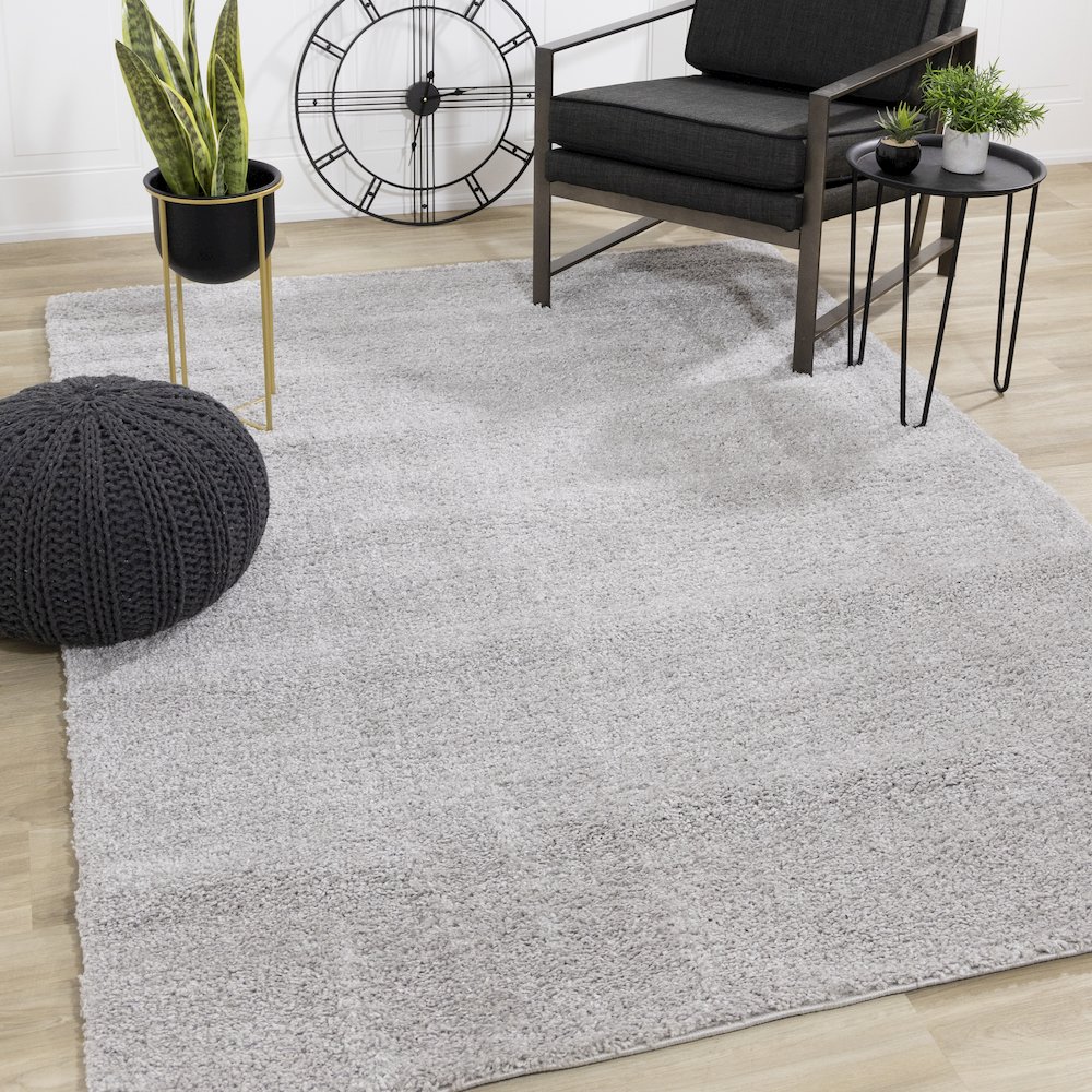 Palmer Soft Light Grey Neutral Shag Rug, 3'11" x 5'11". Picture 2