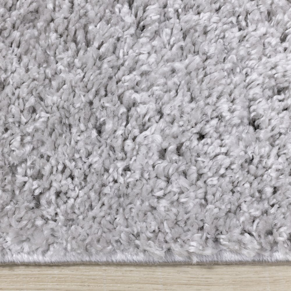 Palmer Soft Light Grey Neutral Shag Rug, 3'11" x 5'11". Picture 10