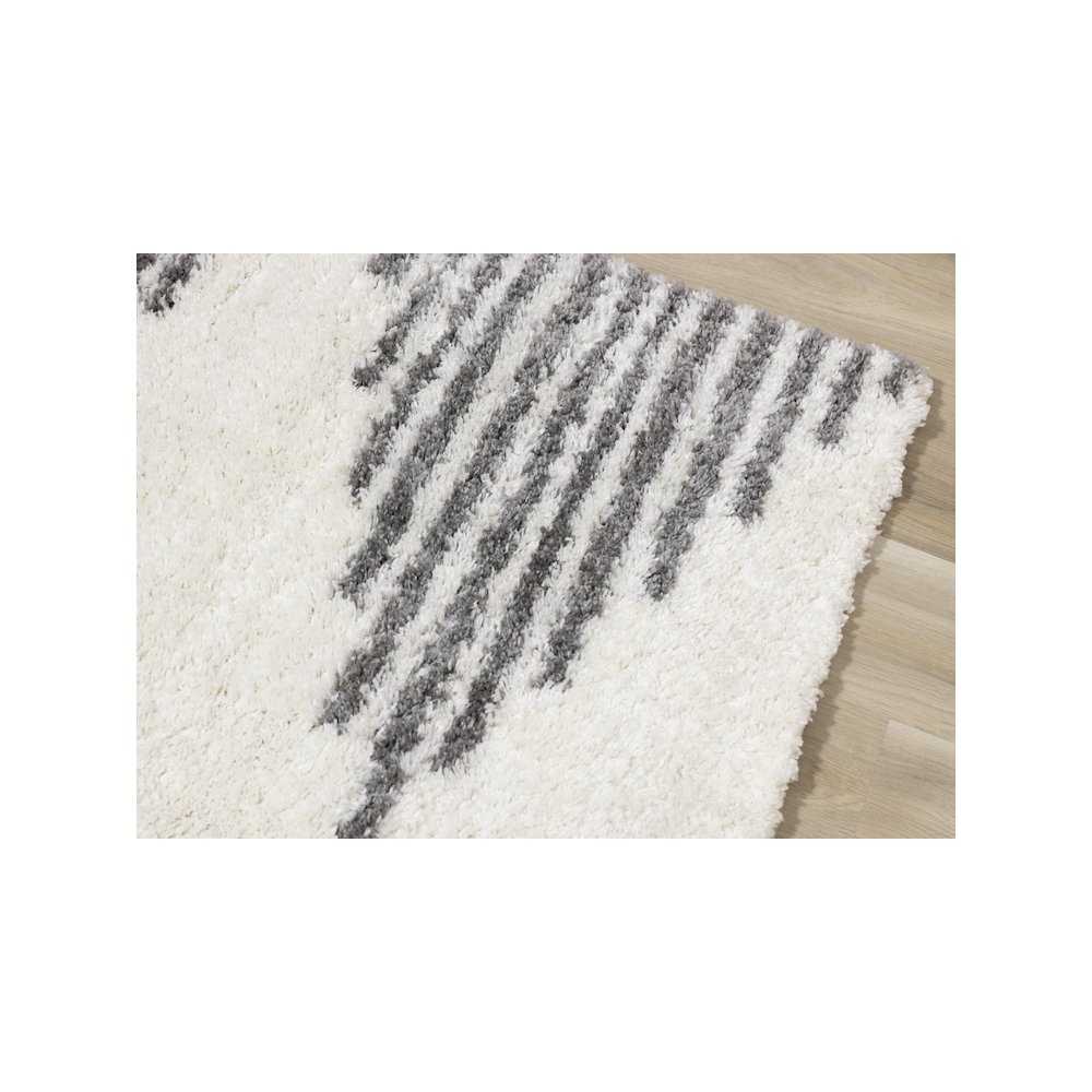 Palmer Cream Grey Soft Diamonds Area Rug, 5'3" x 7'7". Picture 4