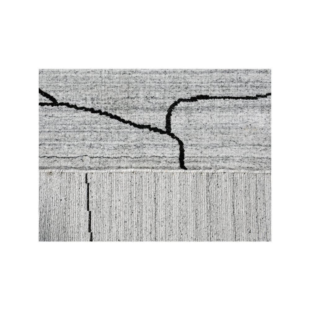 Abstract Line Area Rug. Picture 4