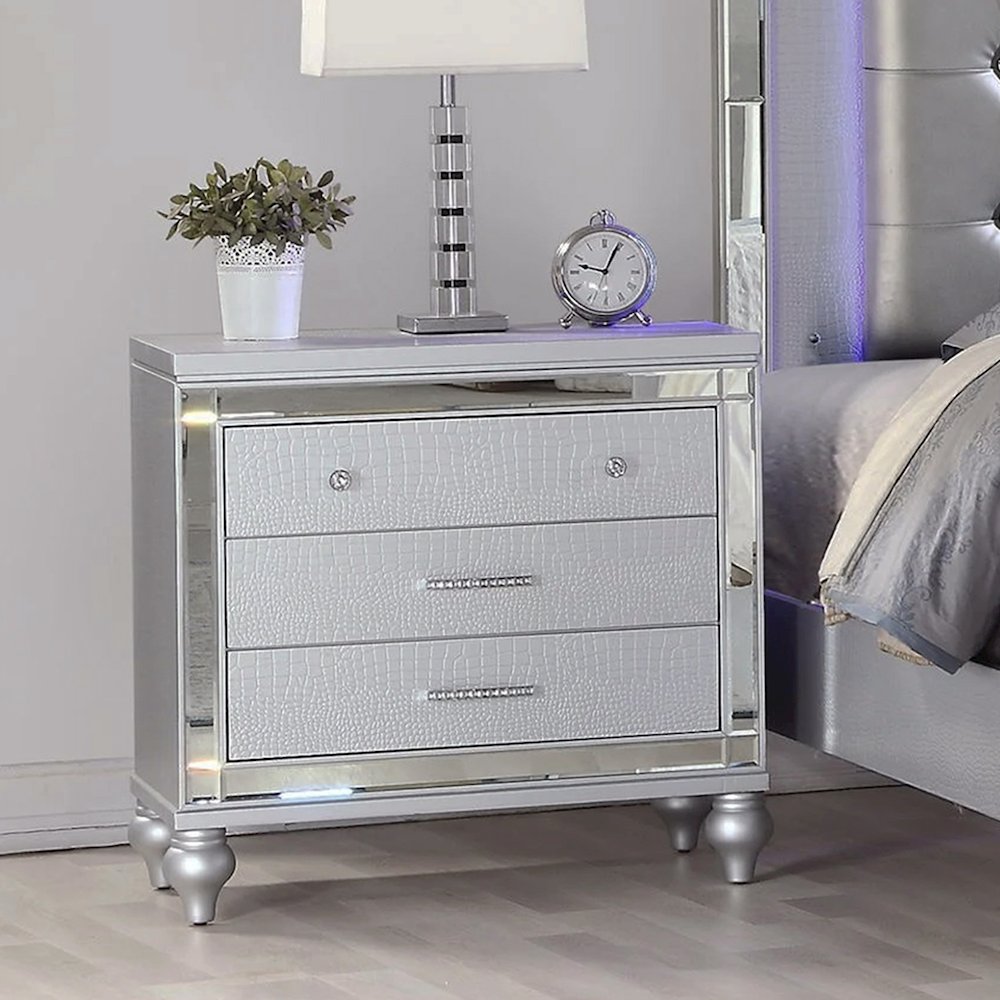 2 Drawers Wooden Nightstand with Built-In Wireless Charging in Silver. Picture 2