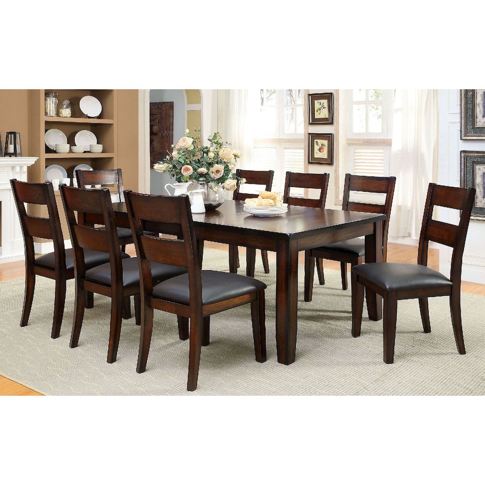 Rectangular Dining Table in Dark Cherry. Picture 2