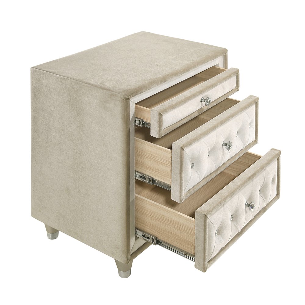 3 Drawers Velvet Nightstand in Ivory and Camel. Picture 4