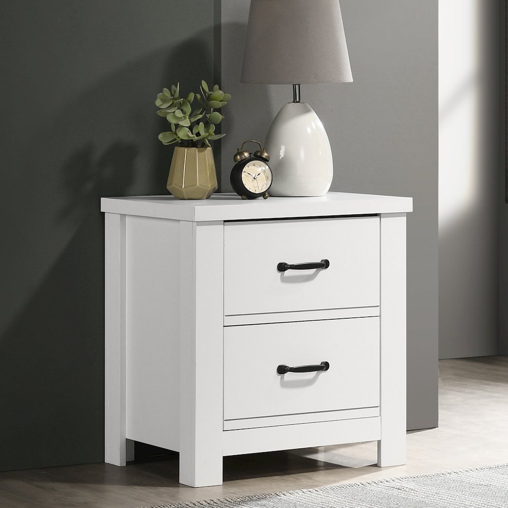 2 Drawers Wooden Nightstand in White. Picture 2