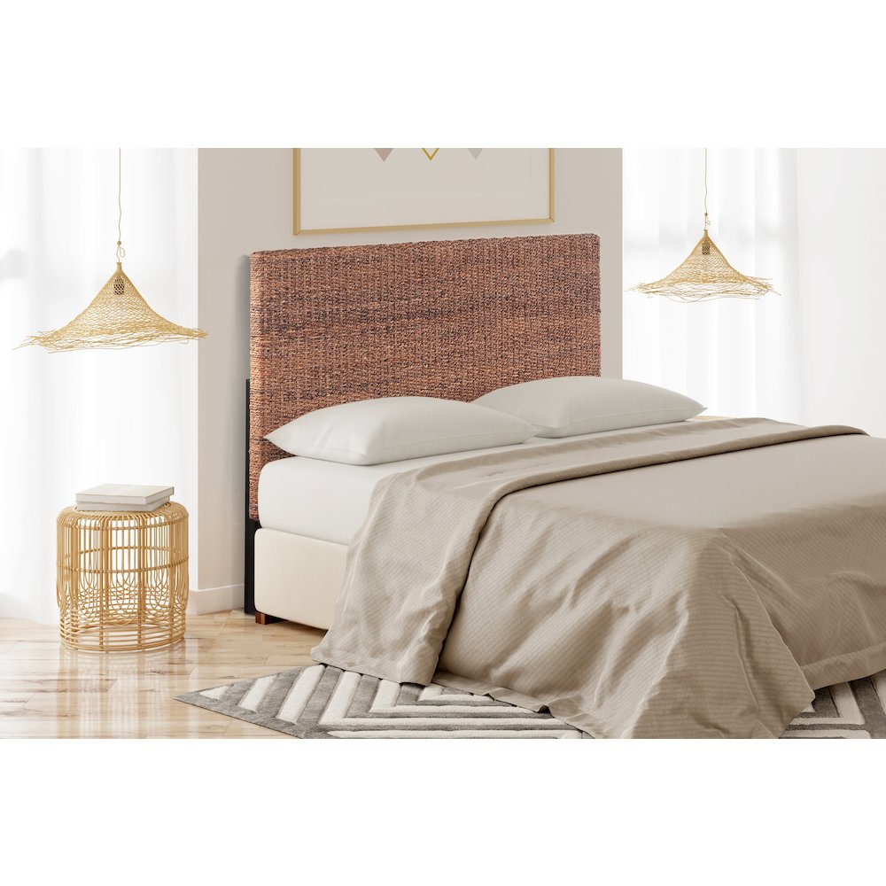 Wilmington Queen Banana Leaf Panel Headboard. Picture 3