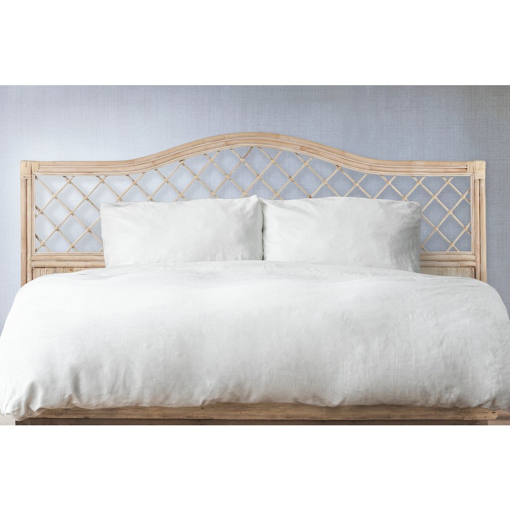 Montclair Rattan Headboard. Picture 2