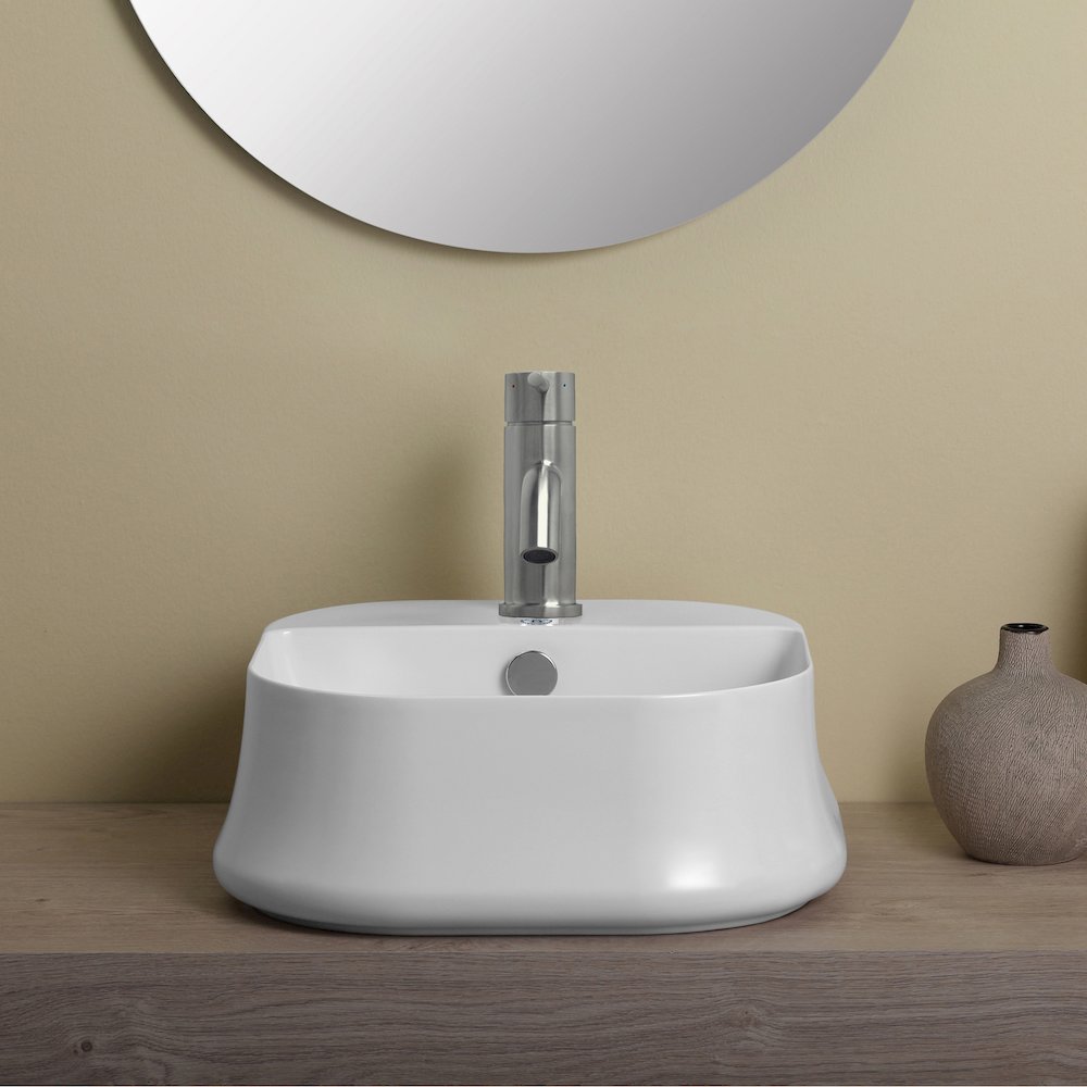 Britannia Square Above Mount Basin with Single Faucet Hole Drill. Picture 4