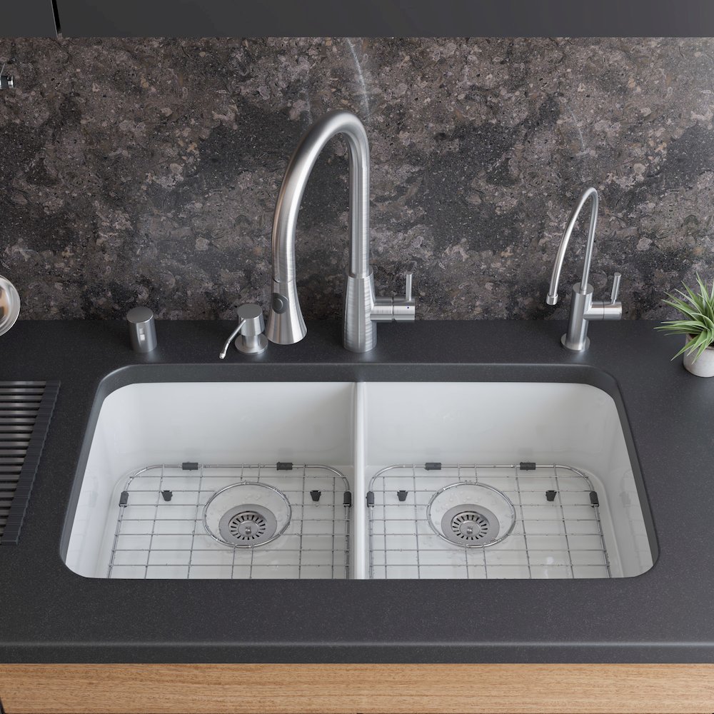 32 inch White Double Bowl Fireclay Undermount Kitchen Sink. Picture 3
