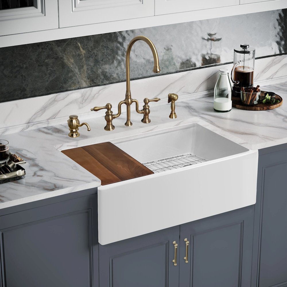 Collection 30" Reversible Single Bowl Fireclay Sink Set. Picture 6