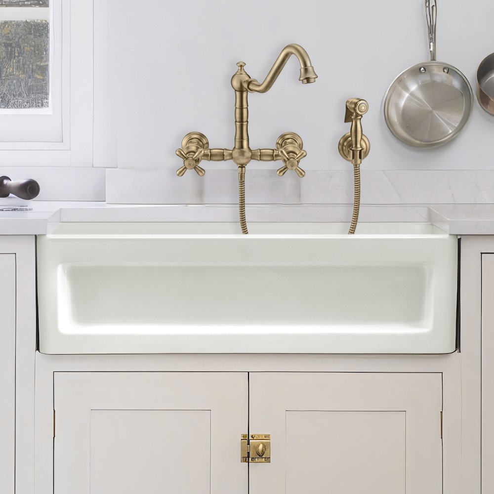 Shakerhaus 33" Reversible Kitchen Fireclay Sink. Picture 2
