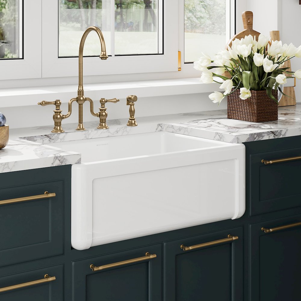 Collection 27" Reversible Single Bowl Fireclay Kitchen Sink. Picture 2