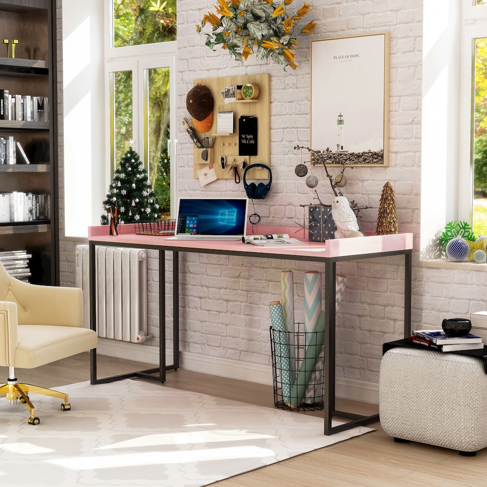 Timor Modern Wood Computer Desk with USB. Picture 1