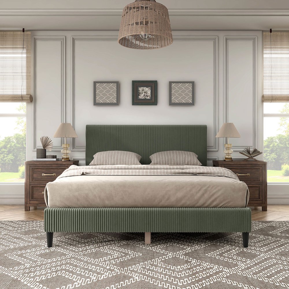 Furniture of America Turnney Upholstered Bed. Picture 4