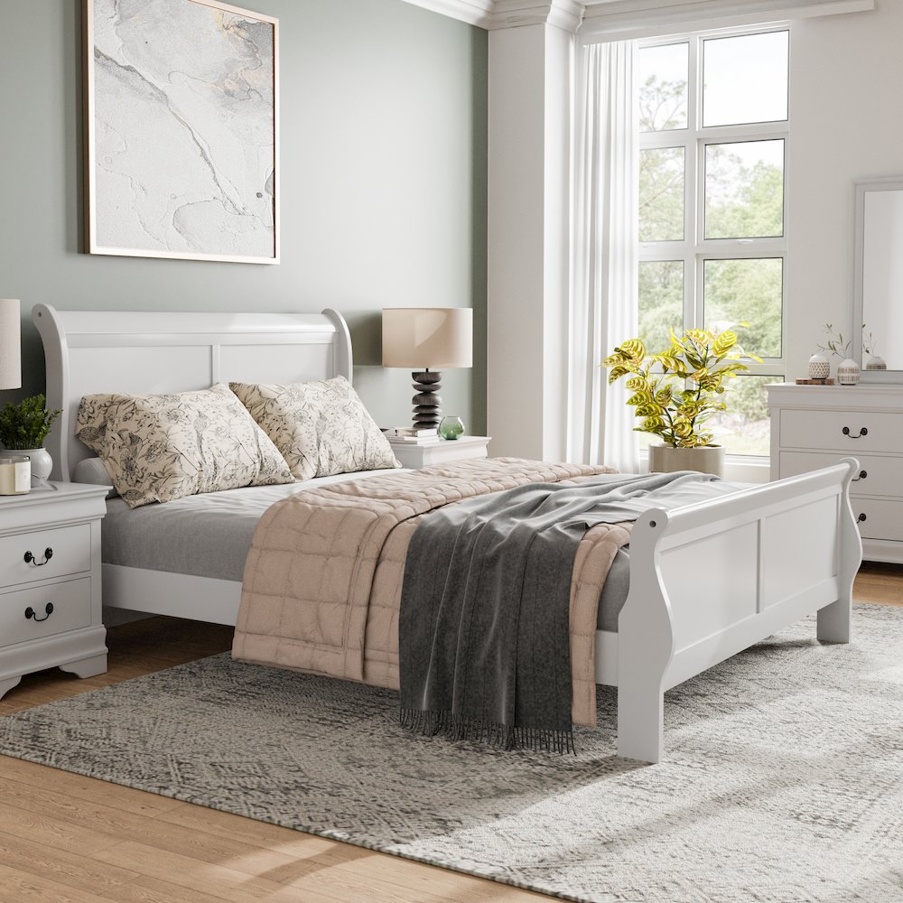 Arabella Traditional Wood Sleigh Bed Frame. Picture 4