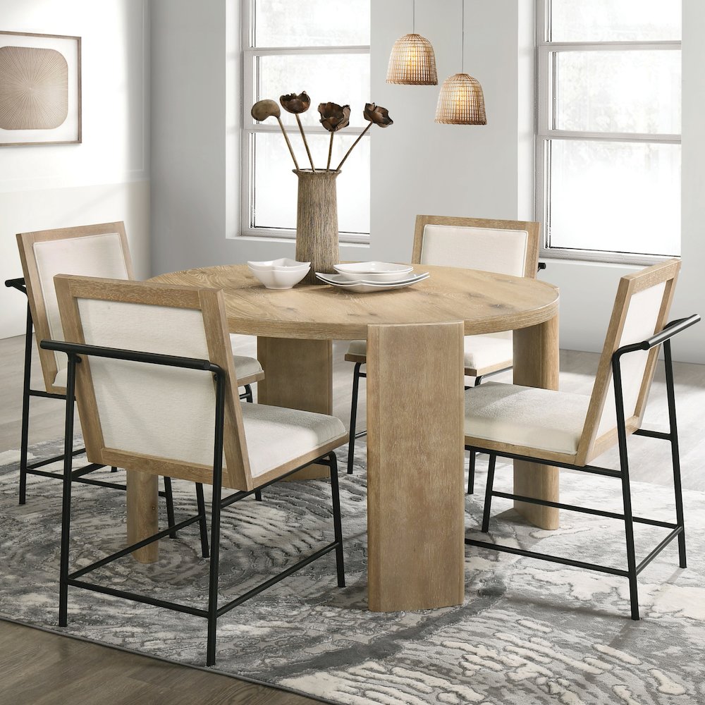 Hallond 5-Piece Solid Wood Round Dining Table Set in Oak. Picture 4