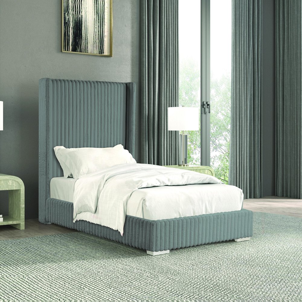 Plutforn Chenille Mattress Ready Bed. Picture 2