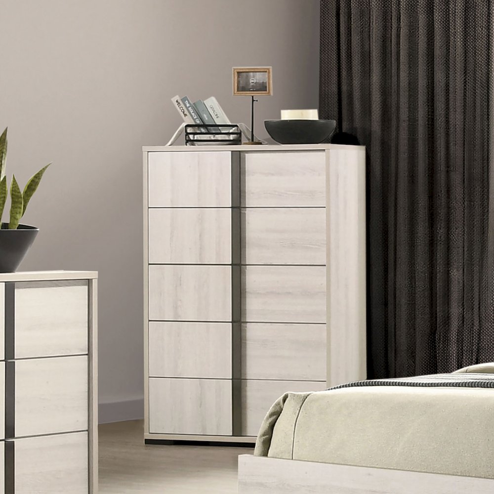 Turntile Modern Wood 5-Drawer Chest in Washed White. Picture 3
