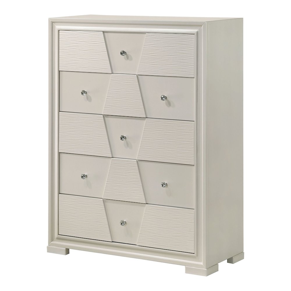 Rein Modern Solid Wood 5-Drawer Chest in White. Picture 1