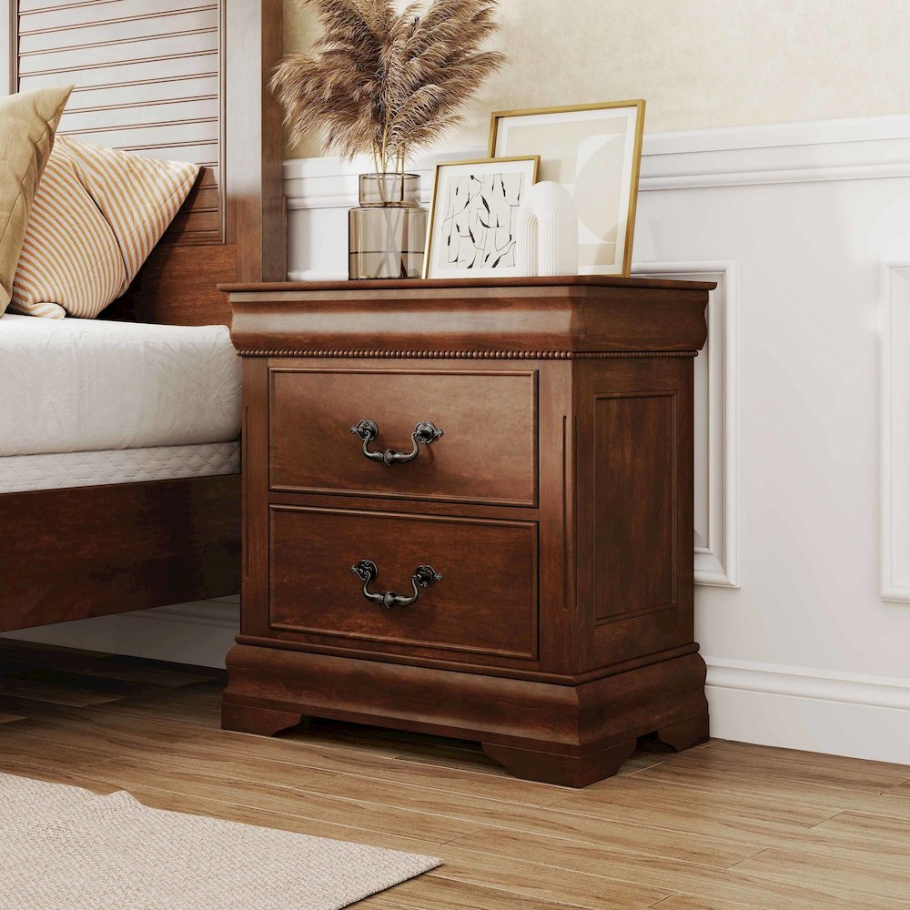 Mandura Cherry Traditional 2-drawer Nightstand. Picture 4