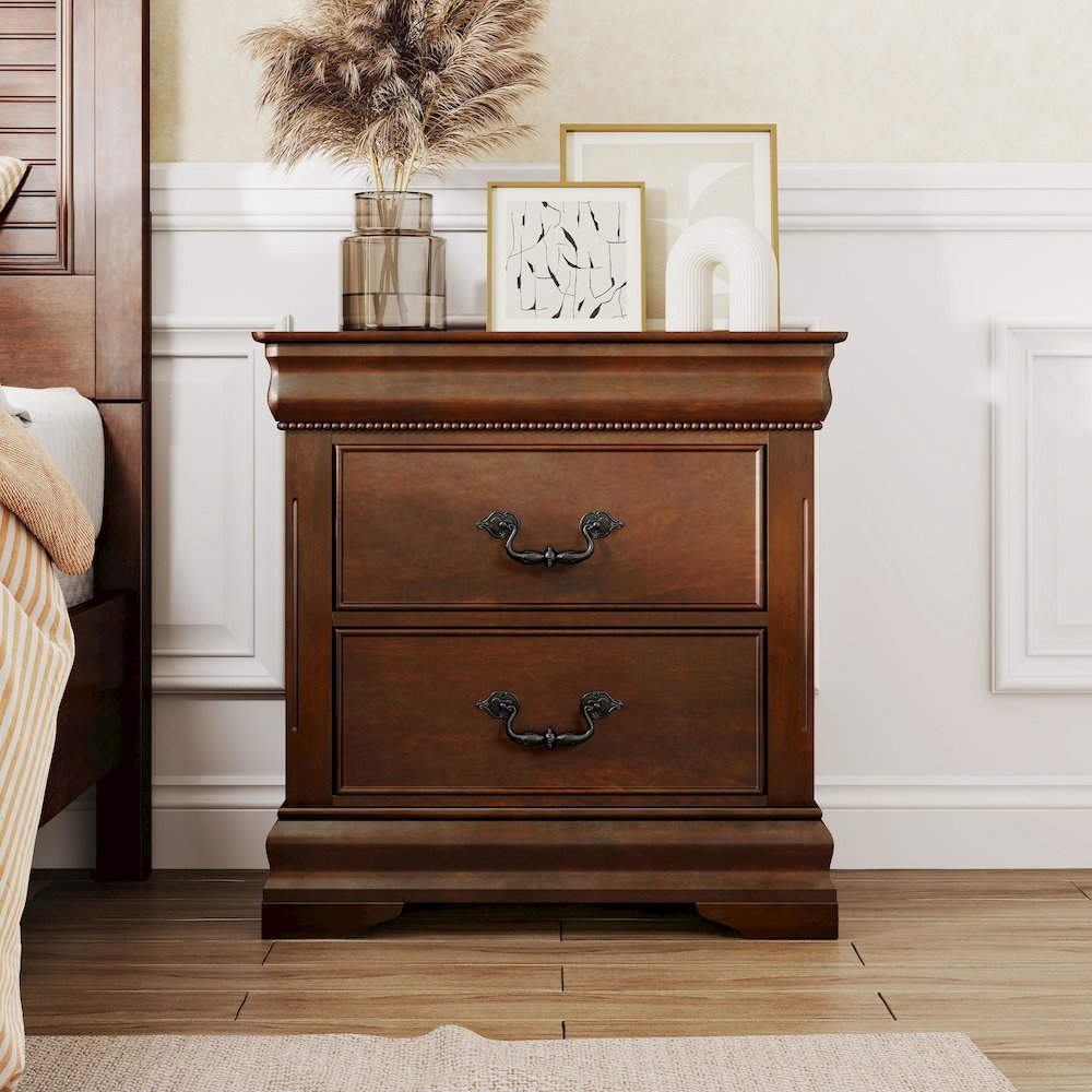 Mandura Cherry Traditional 2-drawer Nightstand. Picture 5