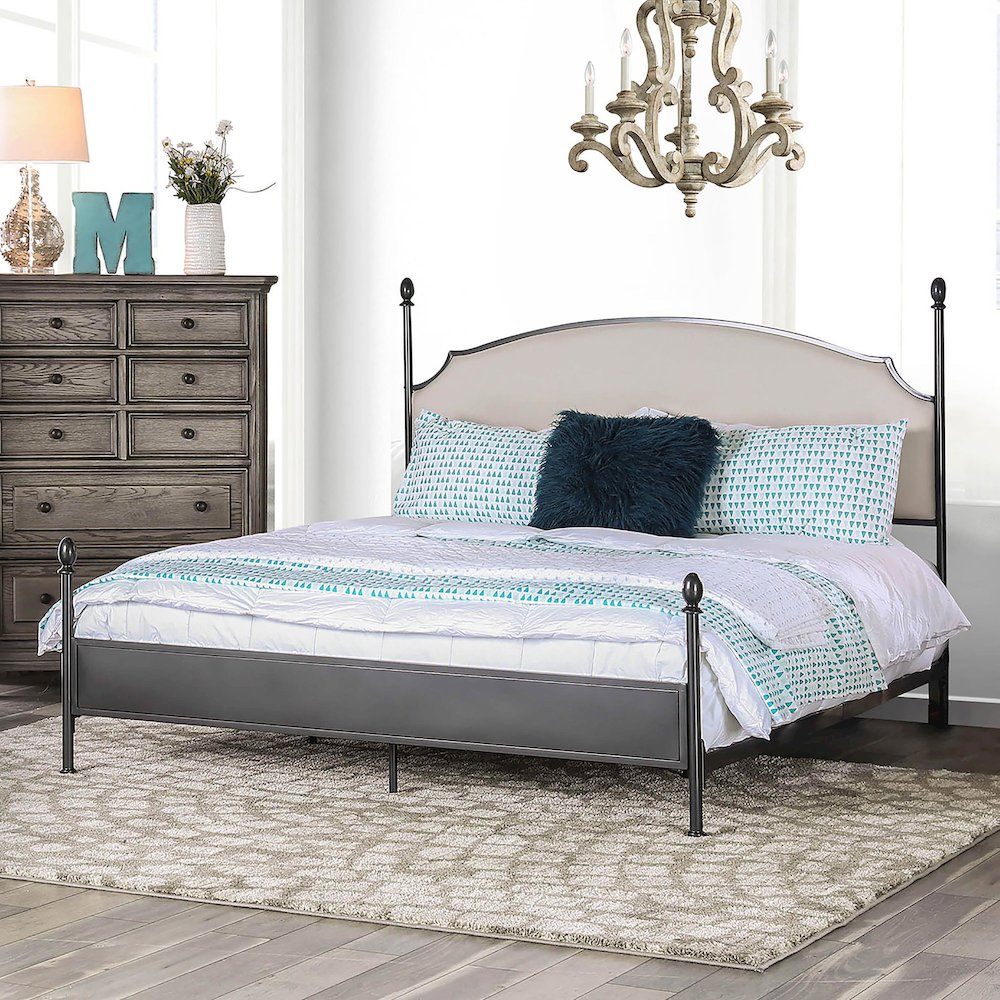 Freila Metal Poster Panel Bed in Silver Gun Metal. Picture 3