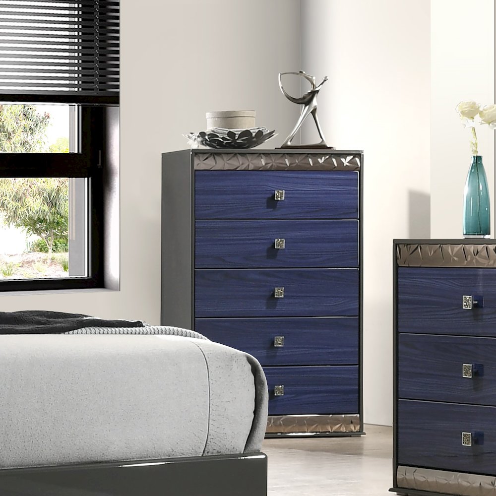 Kensing Glam Ash Gray and Indigo Blue Wood 5-Drawer Chest. Picture 3