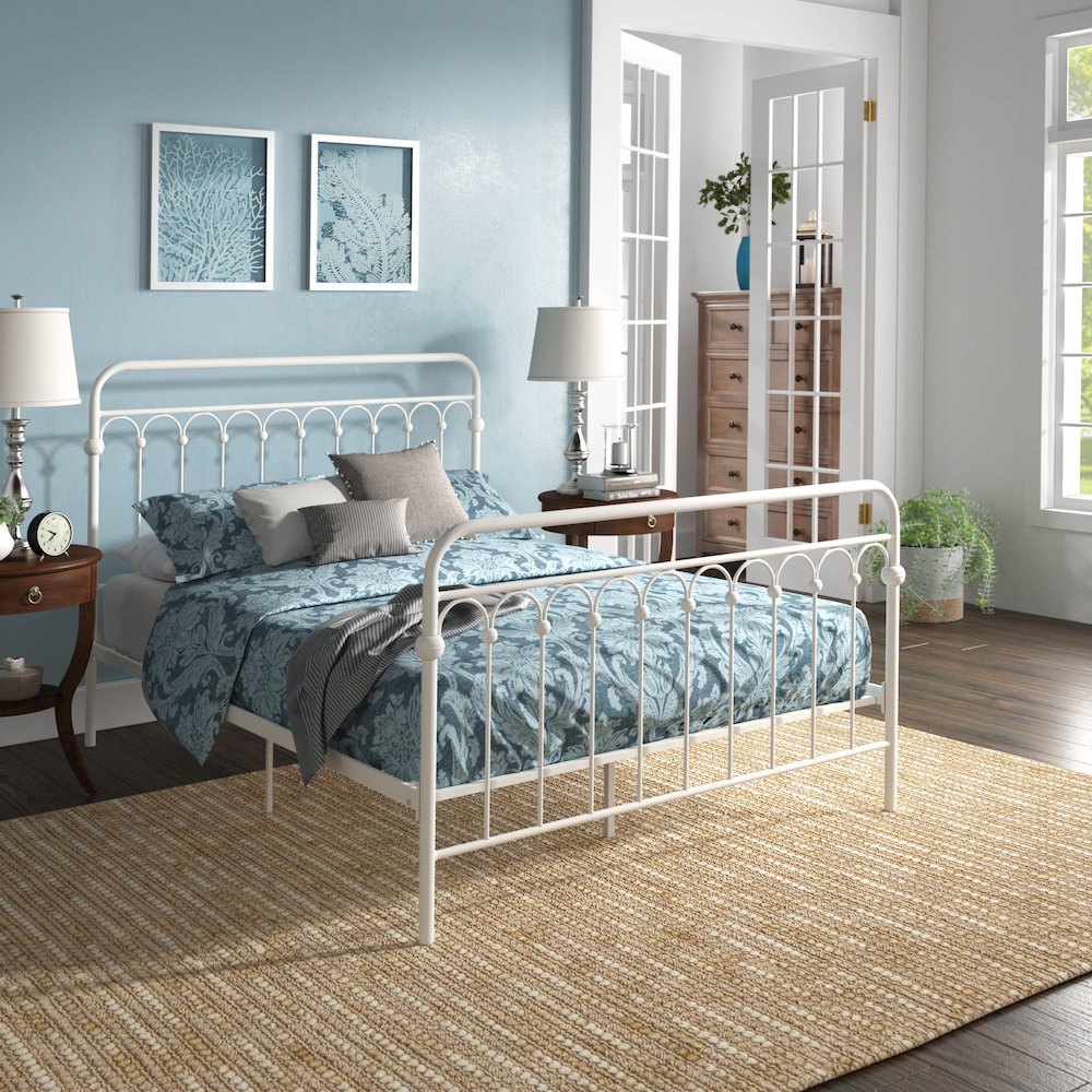 White Metal Arch Design Full Platform Bed. Picture 3