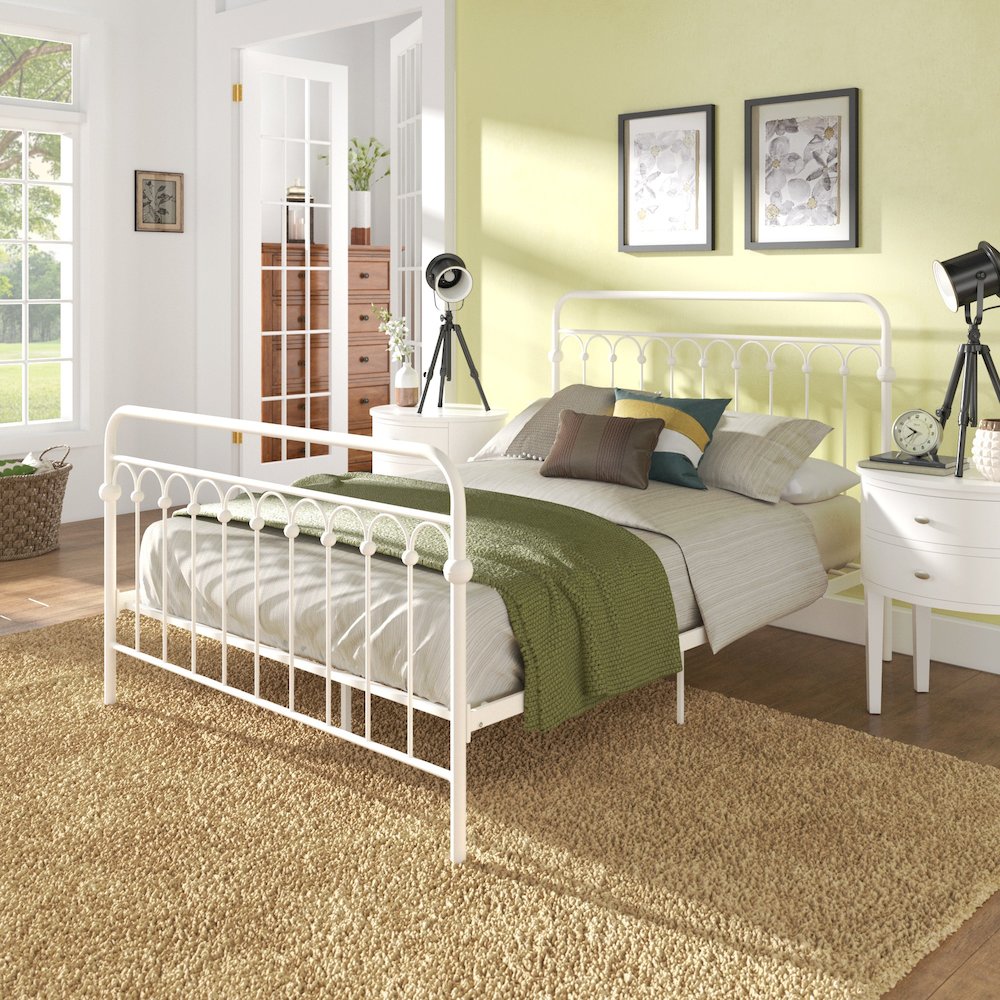 White Metal Arch Design Full Platform Bed. Picture 4