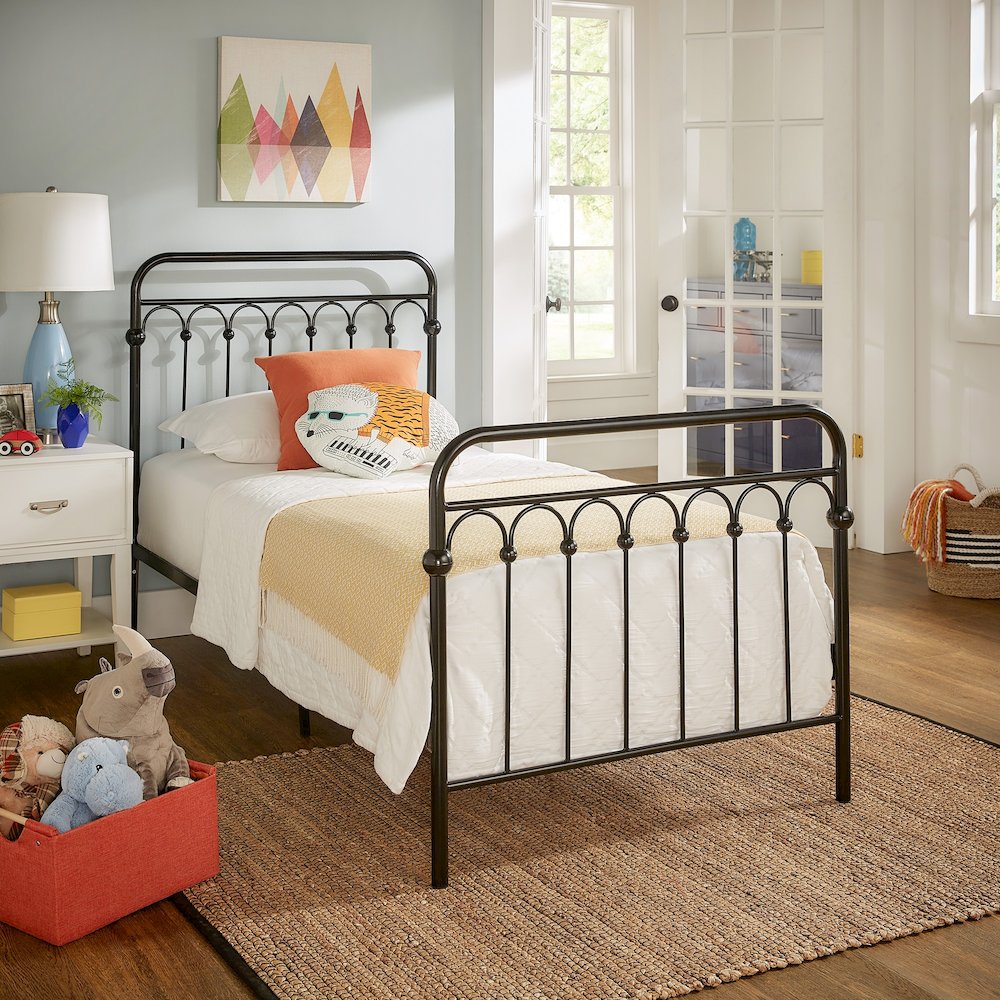 Black Metal Arch Design Twin Platform Bed. Picture 3