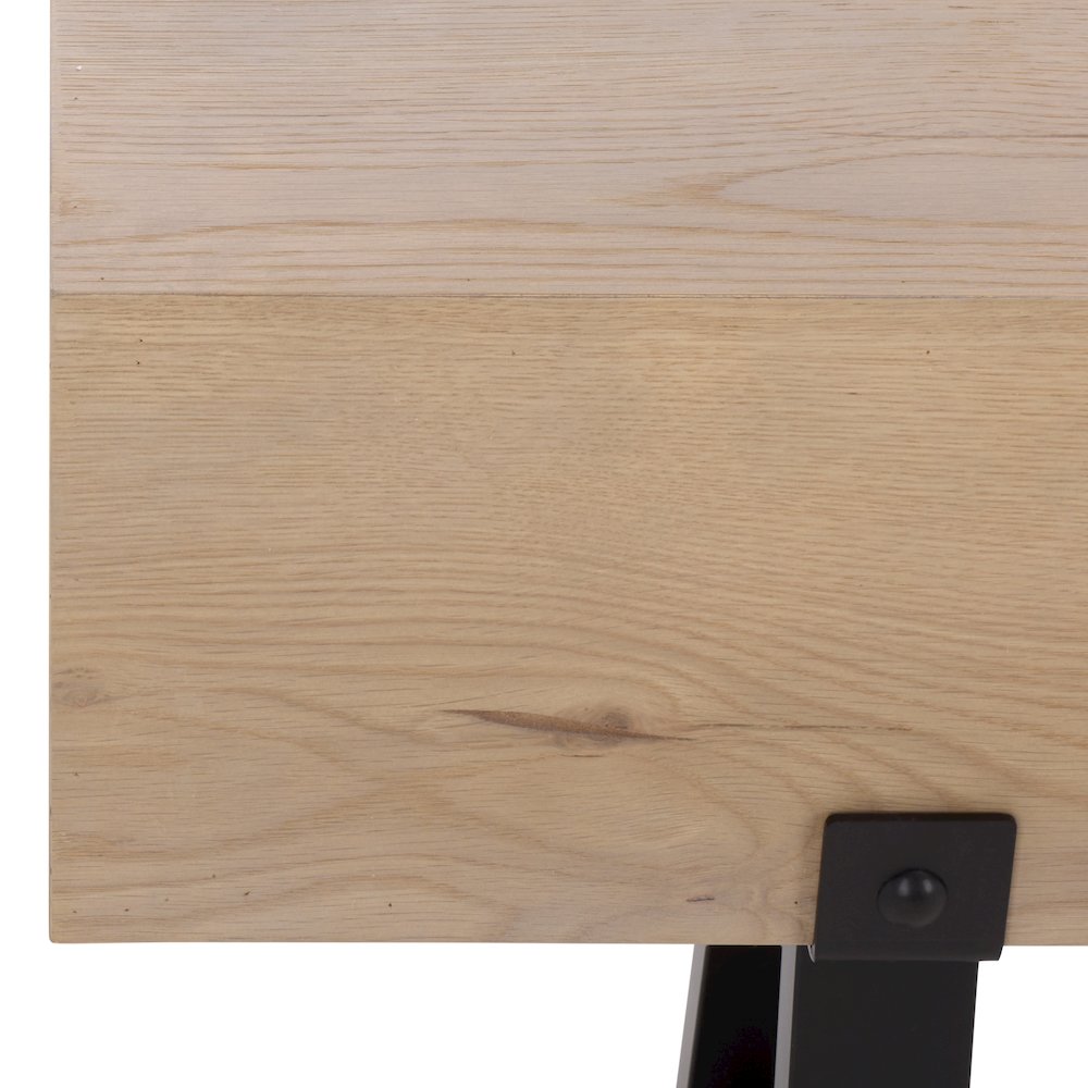 Portil Steel Leg Bench. Picture 2