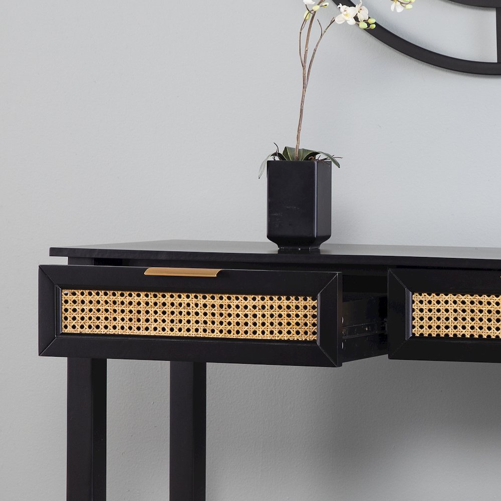 Chekshire Storage Console. Picture 3
