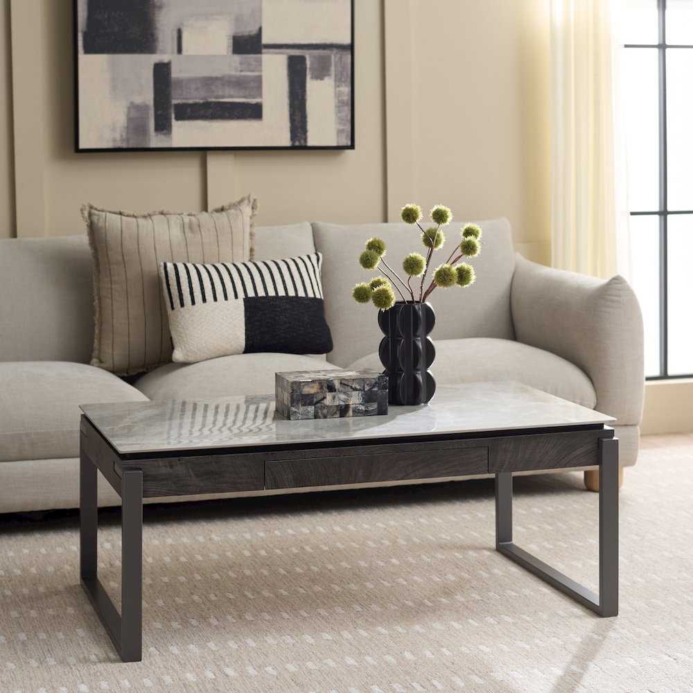 Kota Coffee Table. Picture 1