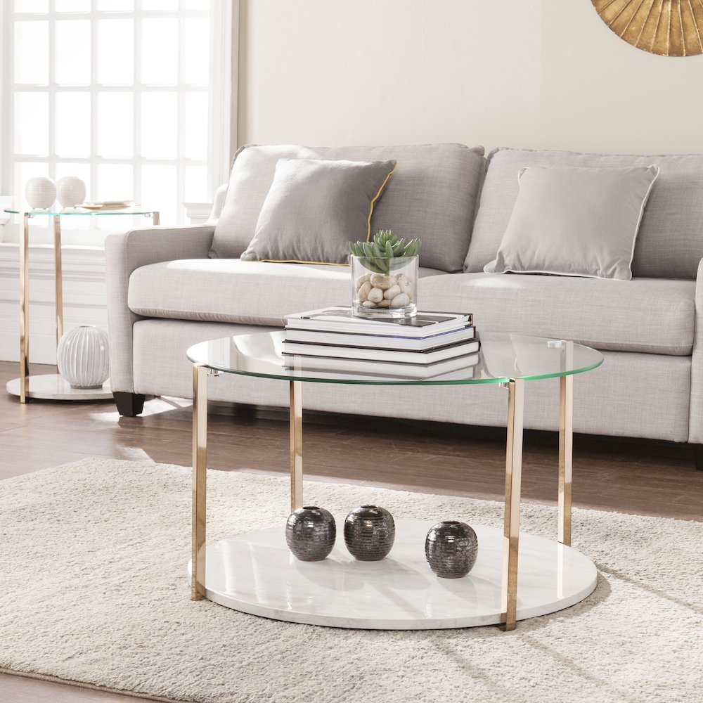 Avenida Cocktail Table - Glam Style - Warm. Picture 2