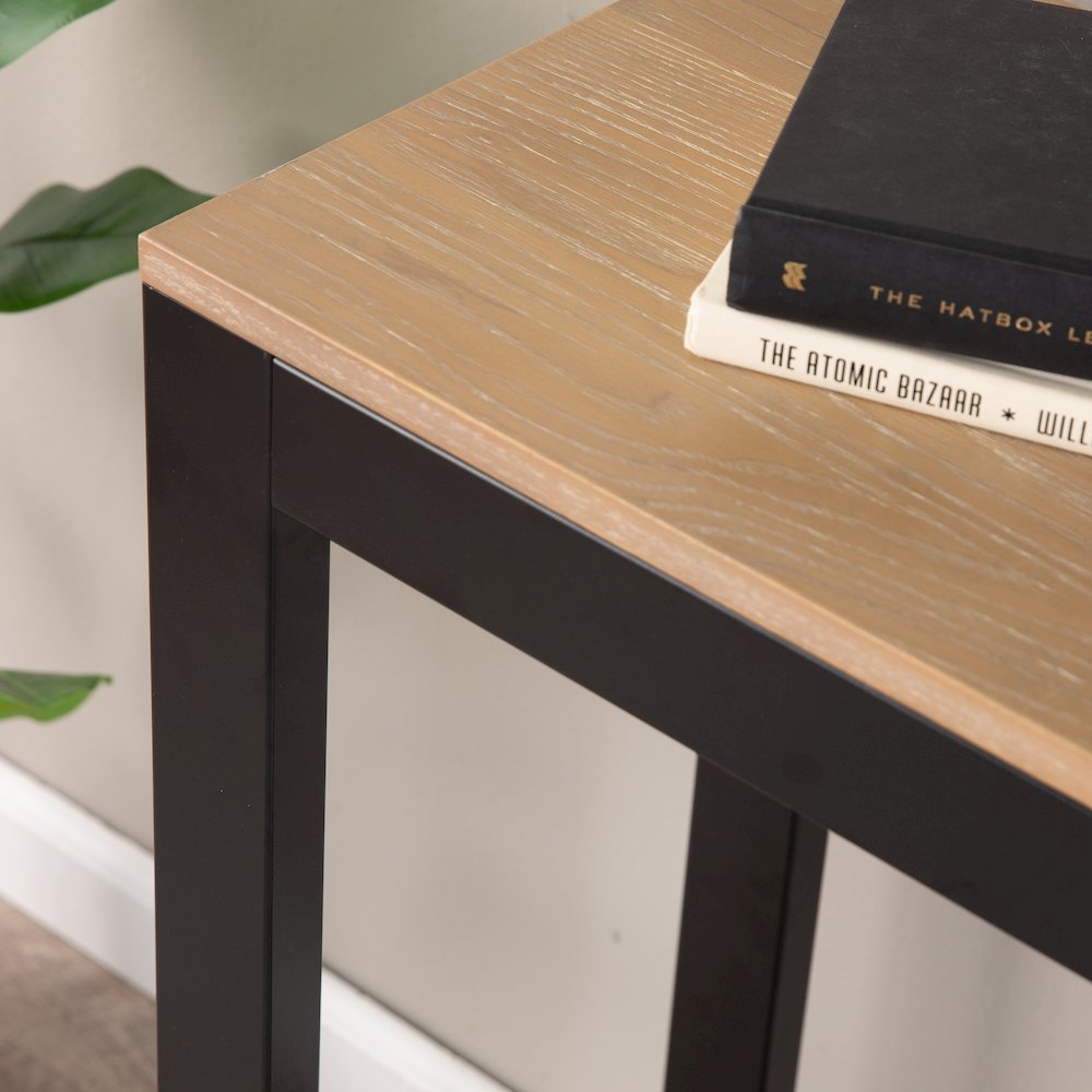 Lydock Console Table. Picture 3